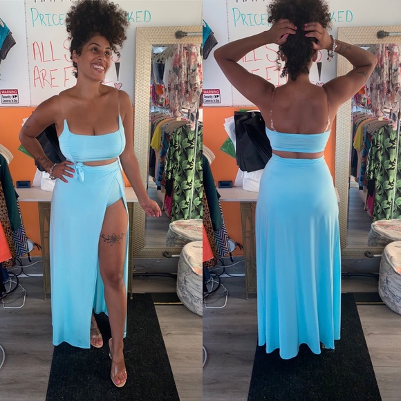 Dresses & Skirts - Beautiful skirt set